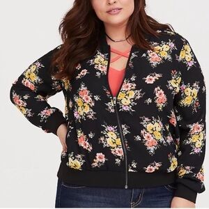 Torrid Twill Floral Black Bomber‎ Jacket Sz 2 | pockets Full zip Lightweight